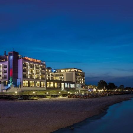 Bayside Hotel Scharbeutz Bagian luar foto