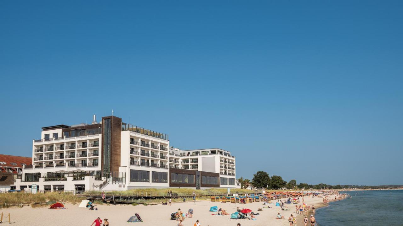 Bayside Hotel Scharbeutz Bagian luar foto
