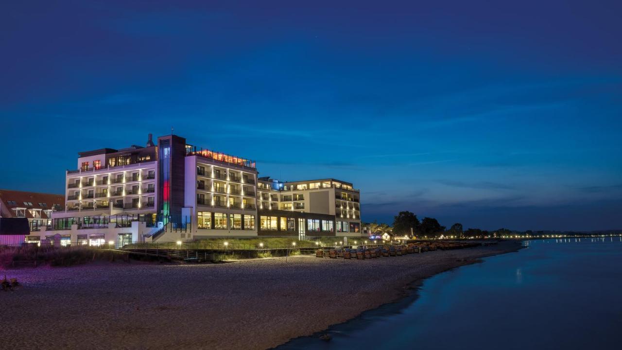 Bayside Hotel Scharbeutz Bagian luar foto